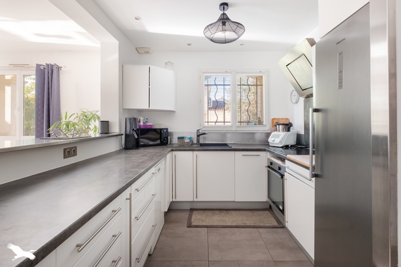 Vente Maison MAUGUIO - 6 pièces -166 m² - (34130)