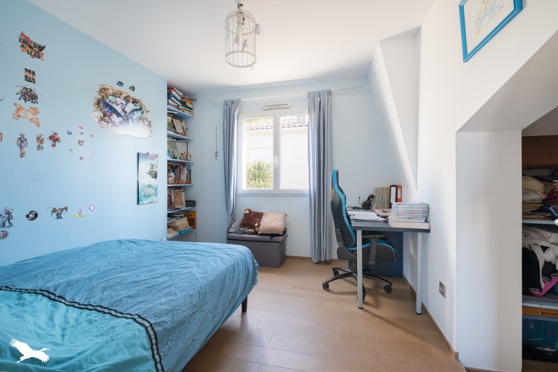 Vente Maison MAUGUIO - 6 pièces -166 m² - (34130)