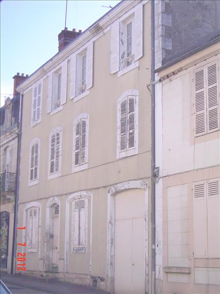 Vente Immeuble ST YRIEIX LA PERCHE - -  258 m² - (87500)