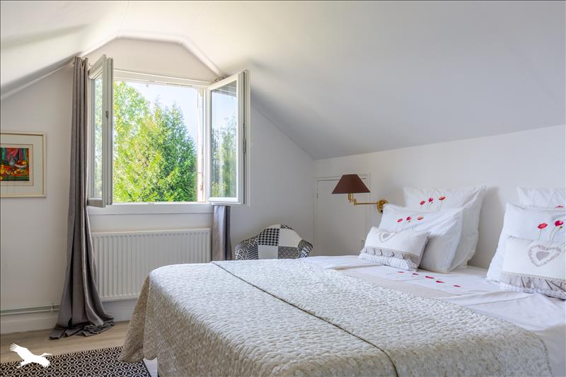 Vente Maison ST YRIEIX LA PERCHE - 6 pièces -192 m² - (87500)