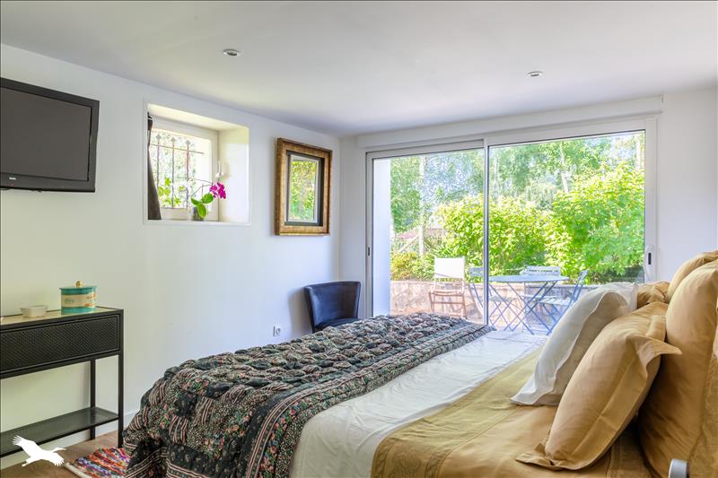 Vente Maison ST YRIEIX LA PERCHE - 6 pièces -192 m² - (87500)