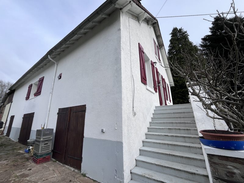 Vente Maison ST YRIEIX LA PERCHE - 5 pièces -125 m² - (87500)