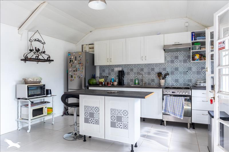 Vente Maison ST YRIEIX LA PERCHE - 1 pièce -39 m² - (87500)