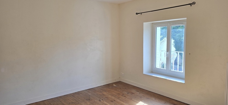 Vente Maison ST YRIEIX LA PERCHE - 4 pièces -84 m² - (87500)