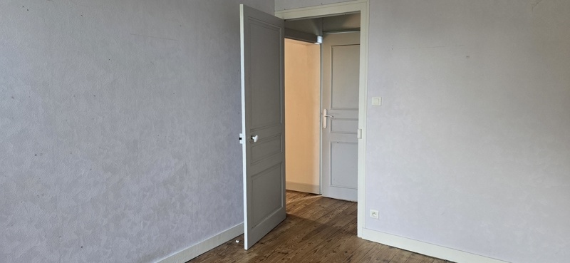 Vente Maison ST YRIEIX LA PERCHE - 4 pièces -84 m² - (87500)