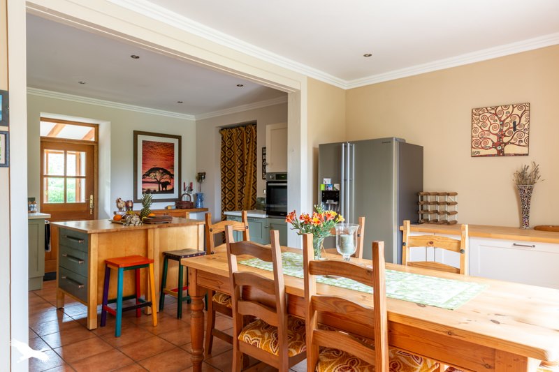 Vente Maison ST YRIEIX LA PERCHE - 10 pièces -260 m² - (87500)