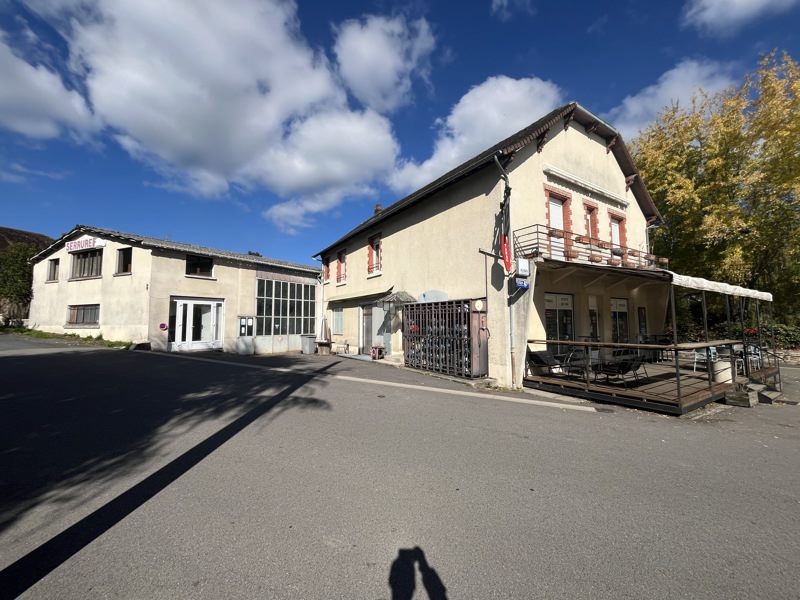 Vente Immeuble COUSSAC BONNEVAL - -  637 m² - (87500)