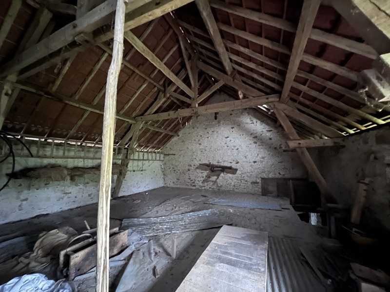 Vente Maison ST YRIEIX LA PERCHE - 1 pièce -270 m² - (87500)