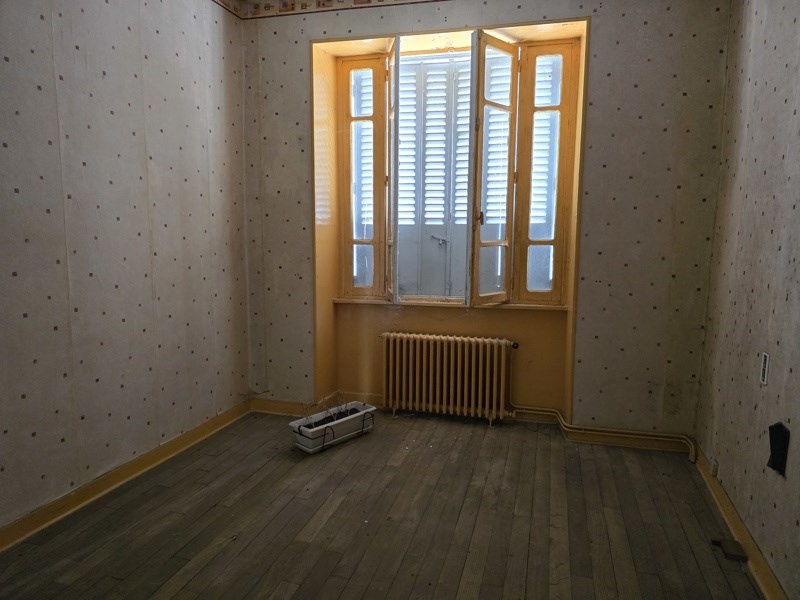 Vente Maison MAGNAC BOURG - 14 pièces -360 m² - (87380)