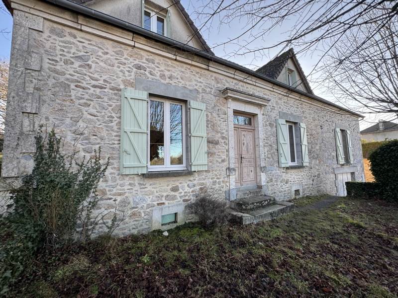 Vente Maison ST HILAIRE LES PLACES - 5 pièces -115 m² - (87800)