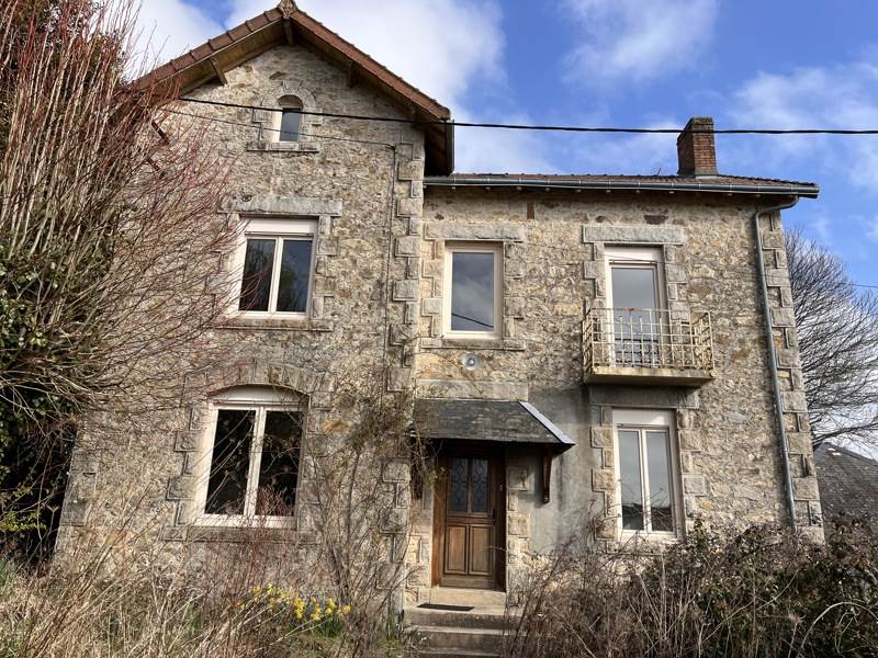 Vente Maison LADIGNAC LE LONG - 6 pièces -198 m² - (87500)