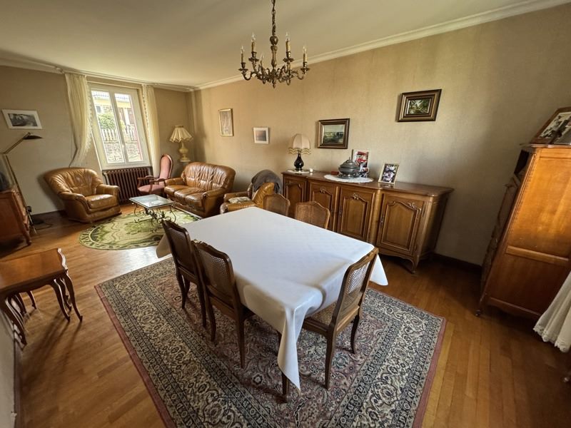 Vente Maison ST YRIEIX LA PERCHE - 6 pièces -110 m² - (87500)