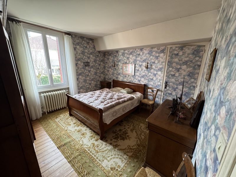 Vente Maison ST YRIEIX LA PERCHE - 6 pièces -110 m² - (87500)