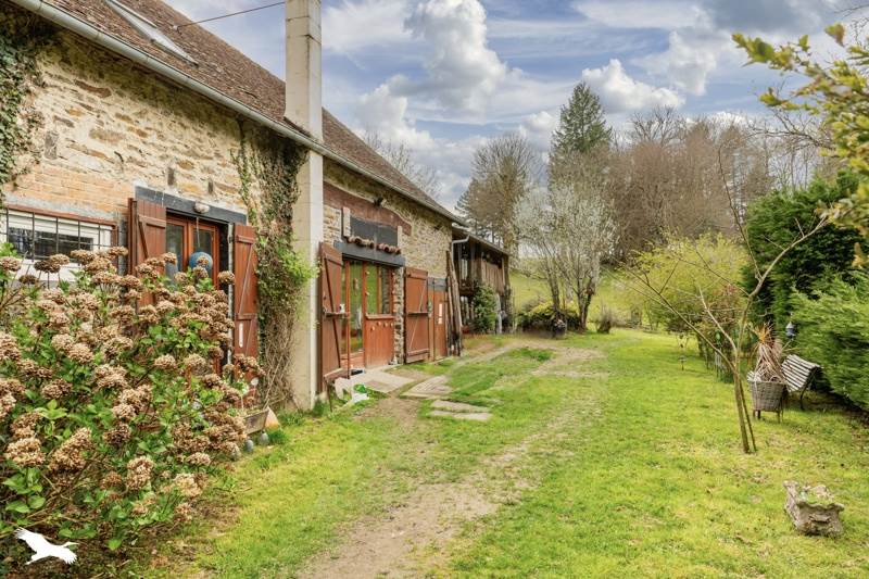 Vente Maison COUSSAC BONNEVAL - 5 pièces -183 m² - (87500)