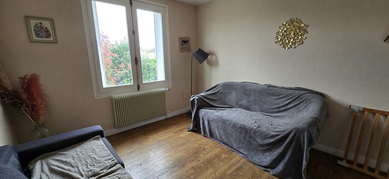 Vente Maison ST YRIEIX LA PERCHE - 5 pièces -71 m² - (87500)