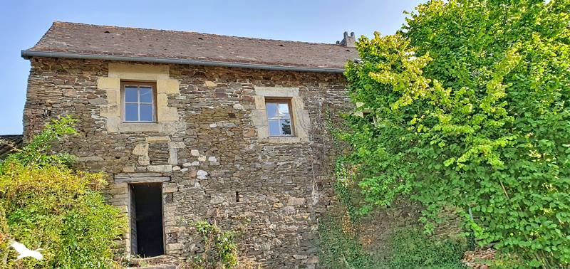 Vente Maison SARLANDE - 2 pièces -68 m² - (24270)