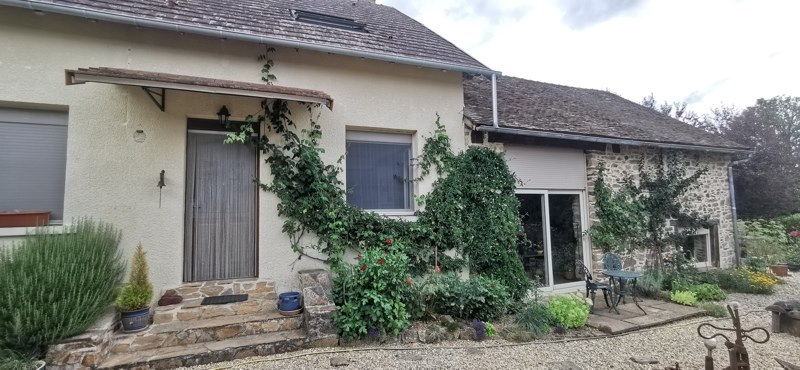 Maison 6 pièces 160 m² · à Jumilhac-le-Grand · 160 m² · 249 950 €
