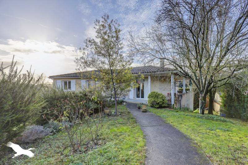 Vente Maison MONTASTRUC LA CONSEILLERE - 7 pièces -147 m² - (31380)