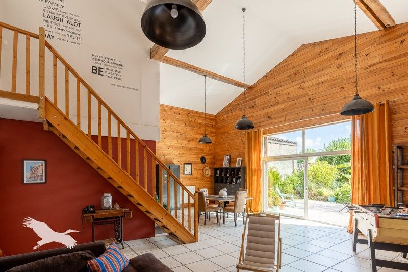Vente Grange BUZET SUR TARN - 6 pièces -242 m² - (31660)