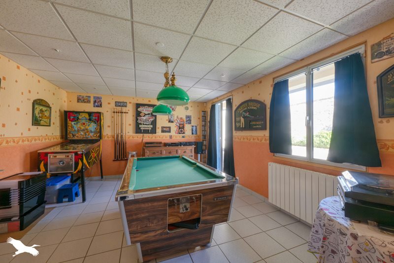 Vente Maison ECQUEVILLY - 7 pièces -160 m² - (78920)