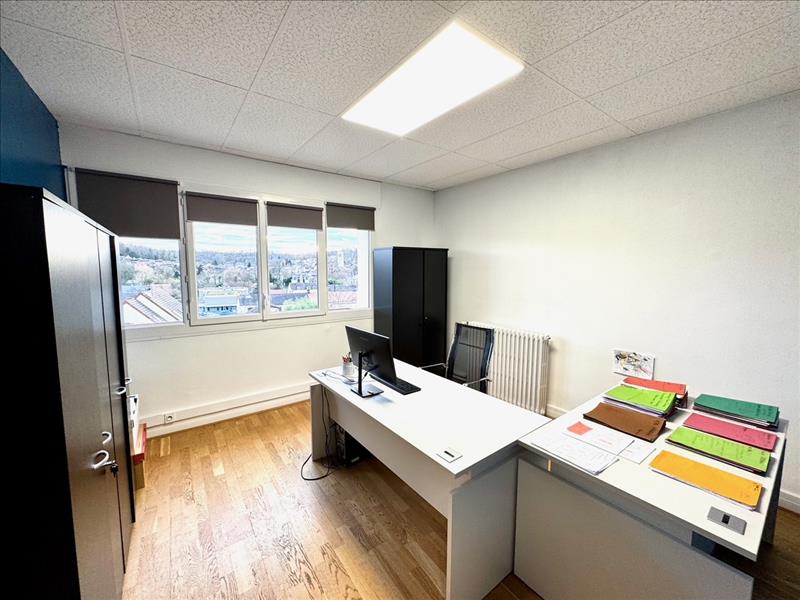 Vente Immeuble MAULE - -  185 m² - (78580)