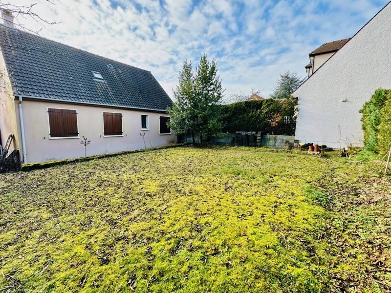 Vente Maison MORAINVILLIERS - 5 pièces -102 m² - (78630)