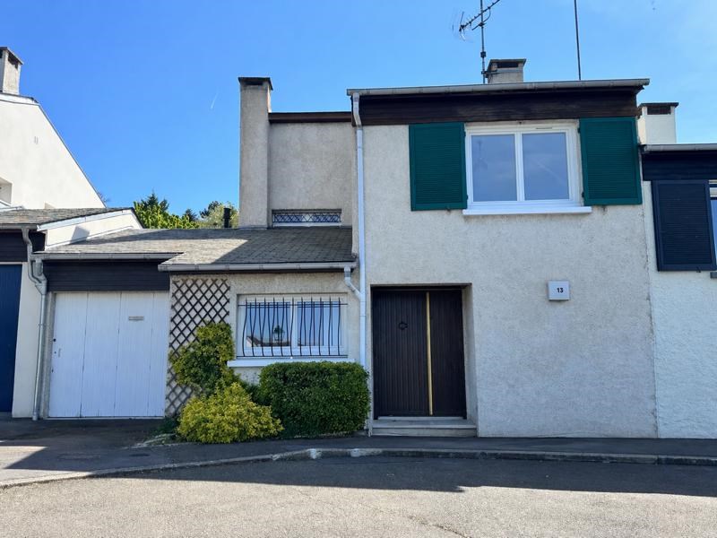 Vente Maison ORGEVAL - 5 pièces -115 m² - (78630)