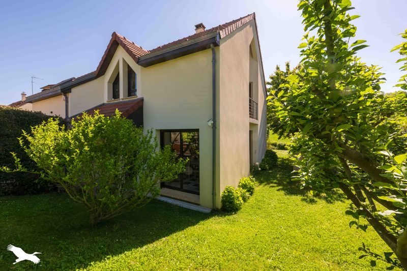 Vente Maison CRESPIERES - 6 pièces -155 m² - (78121)