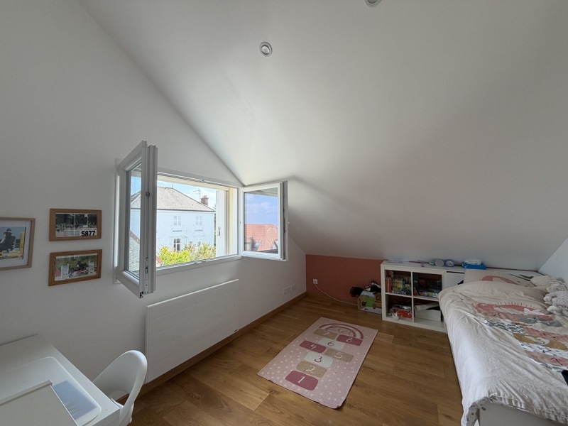 Vente Maison Orgeval - 9 pièces -165 m² - (78630)