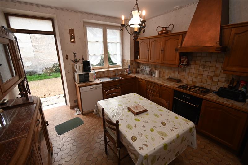 Vente Maison GIZEUX - 7 pièces -152 m² - (37340)