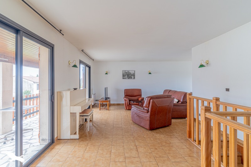 Vente Maison VILLENAVE D ORNON - 6 pièces -167 m² - (33140)