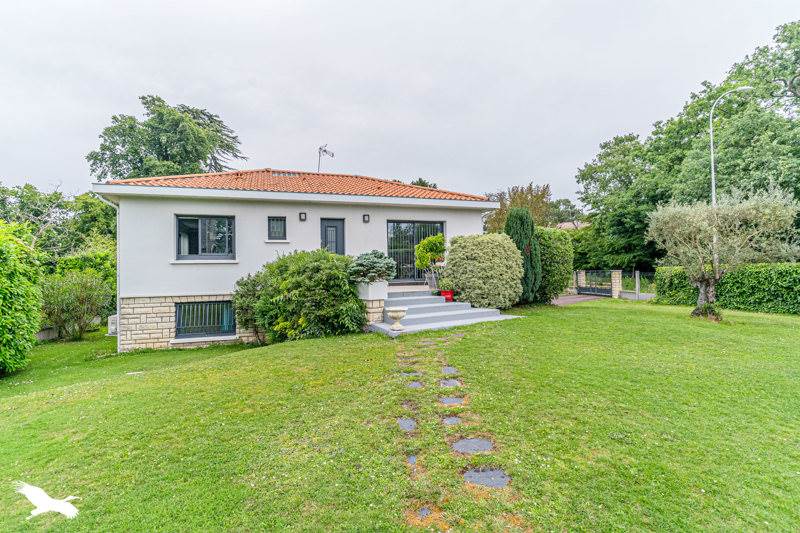 Vente Maison TALENCE - 6 pièces -175 m² - (33400)