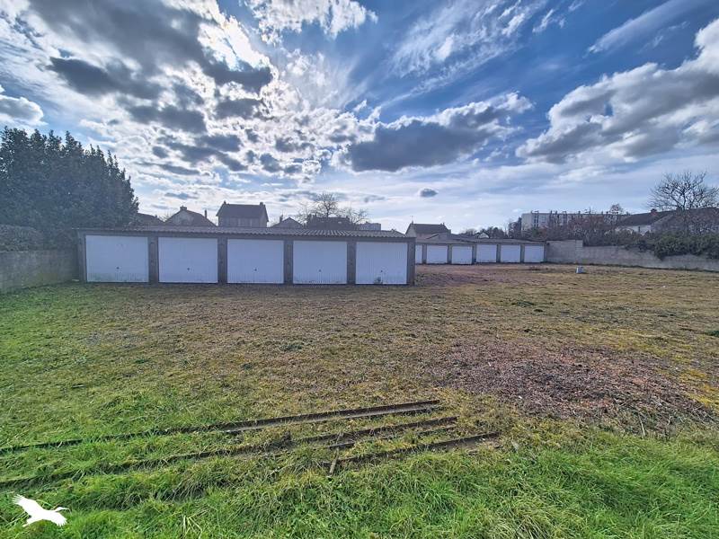 Vente Maison Montluçon - 2 pièces -246 m² - (03100)