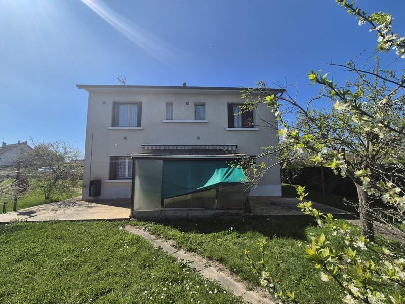 Vente Maison DOMERAT - 5 pièces -111 m² - (03410)
