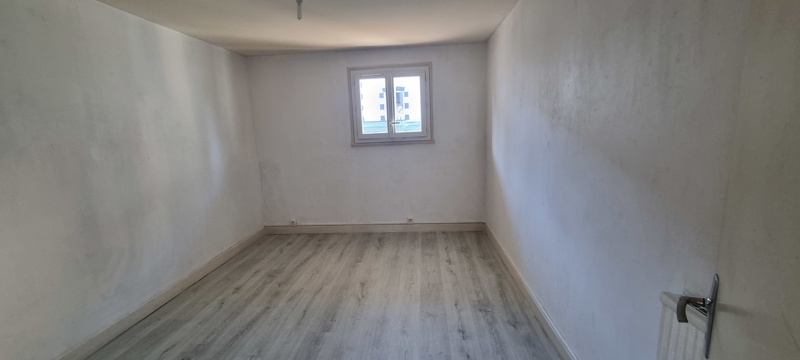 Vente Maison MONTLUCON - 6 pièces -120 m² - (03100)