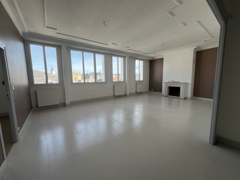 Vente Appartement MONTLUCON - 4 pièces -131 m² - (03100)