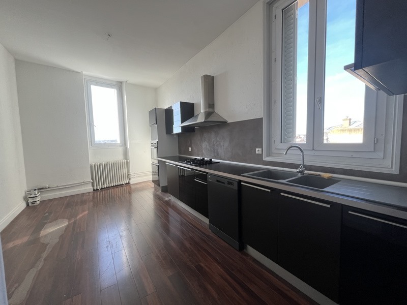 Vente Appartement MONTLUCON - 4 pièces -131 m² - (03100)