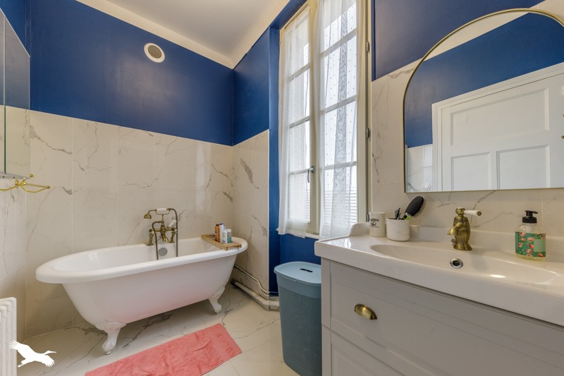 Vente Maison MONTLUCON - 7 pièces -159 m² - (03100)