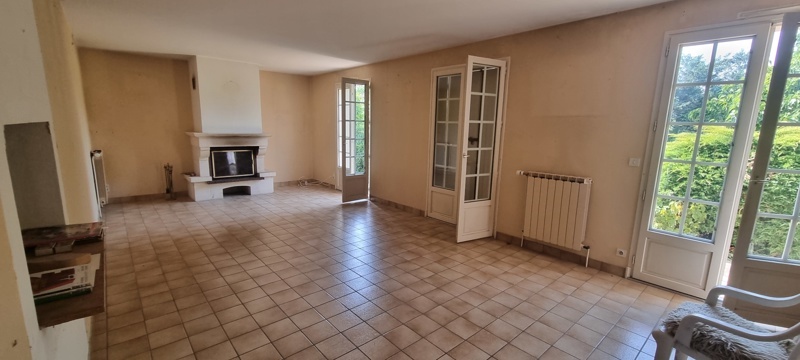 Vente Maison NERIS LES BAINS - 8 pièces -145 m² - (03310)