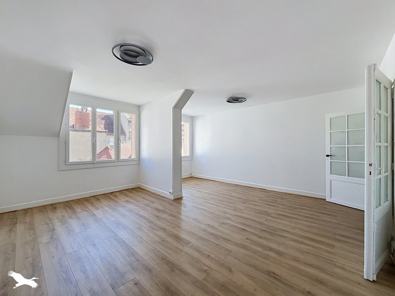 Immeuble 300 m² · à Néris-les-Bains · 300 m² · 234 300 €
