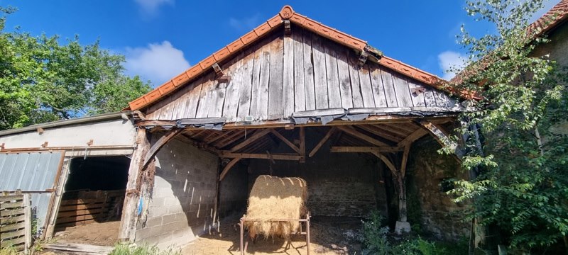 Vente Maison MONTVICQ - 5 pièces -150 m² - (03170)