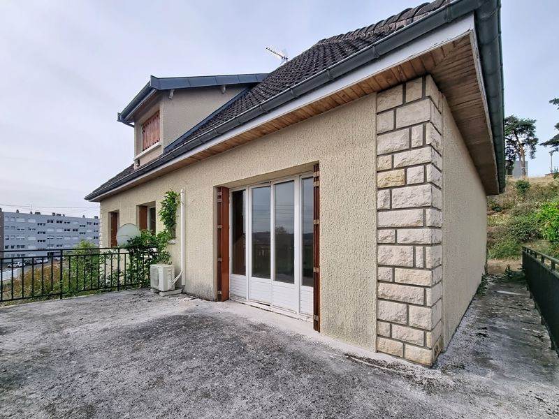 Vente Maison Montluçon 03100 7 pièces - 148 m²