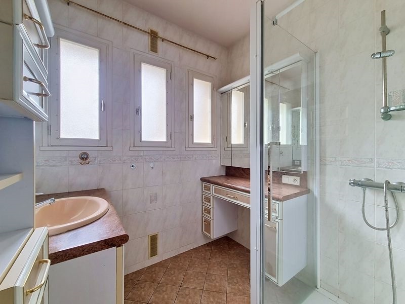 Vente Maison Montluçon - 7 pièces -148 m² - (03100)
