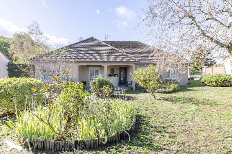 Maison 6 pièces 125 m² · à Commentry · 125 m² · 184 939 €
