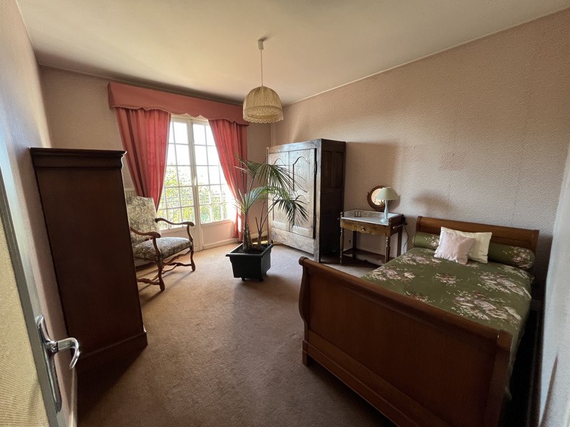 Vente Maison Montluçon - 7 pièces -140 m² - (03100)