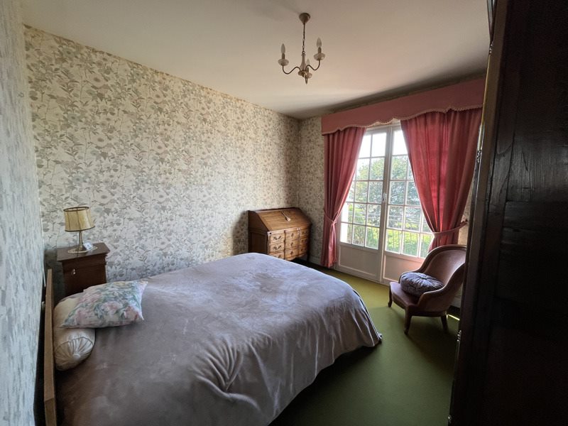 Vente Maison Montluçon - 7 pièces -140 m² - (03100)