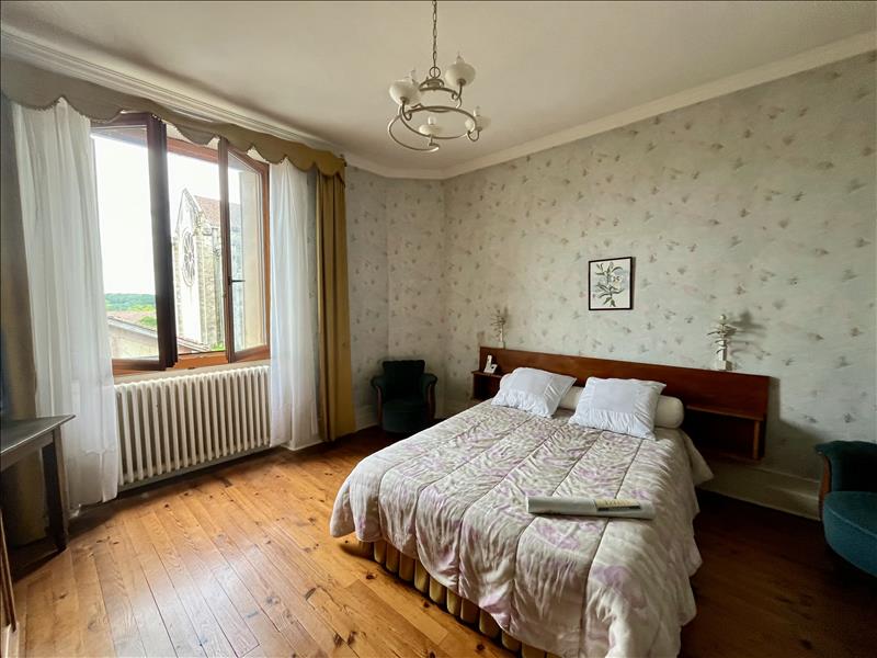 Vente Maison SOS - 15 pièces -300 m² - (47170)