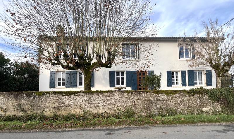 Vente Maison VIANNE - 6 pièces -208 m² - (47230)