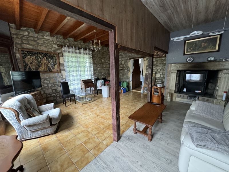 Vente Maison HAUTESVIGNES - 5 pièces -155 m² - (47400)