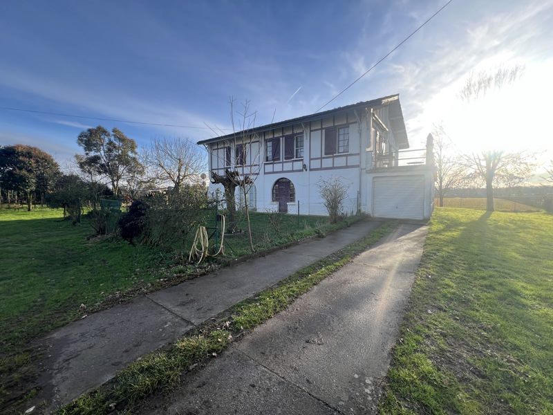 Vente Maison SENESTIS - 4 pièces -131 m² - (47430)